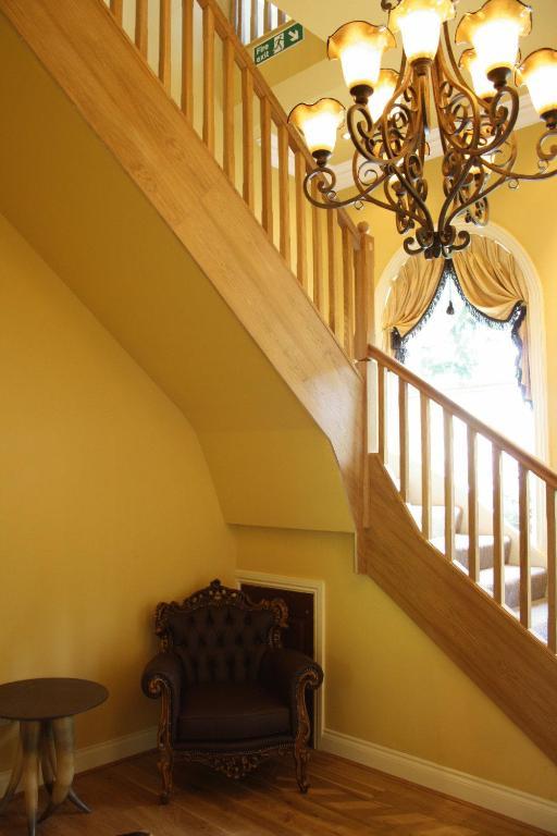 Smith And Western Tunbridge Wells Extérieur photo